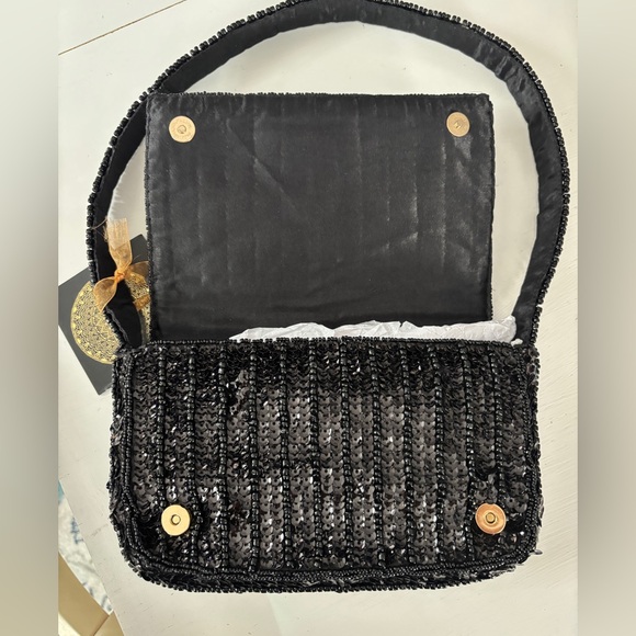 Viral beaded bag TJMaxx NWT New York, party, club ready! Champagne, Cheers - Picture 3 of 5